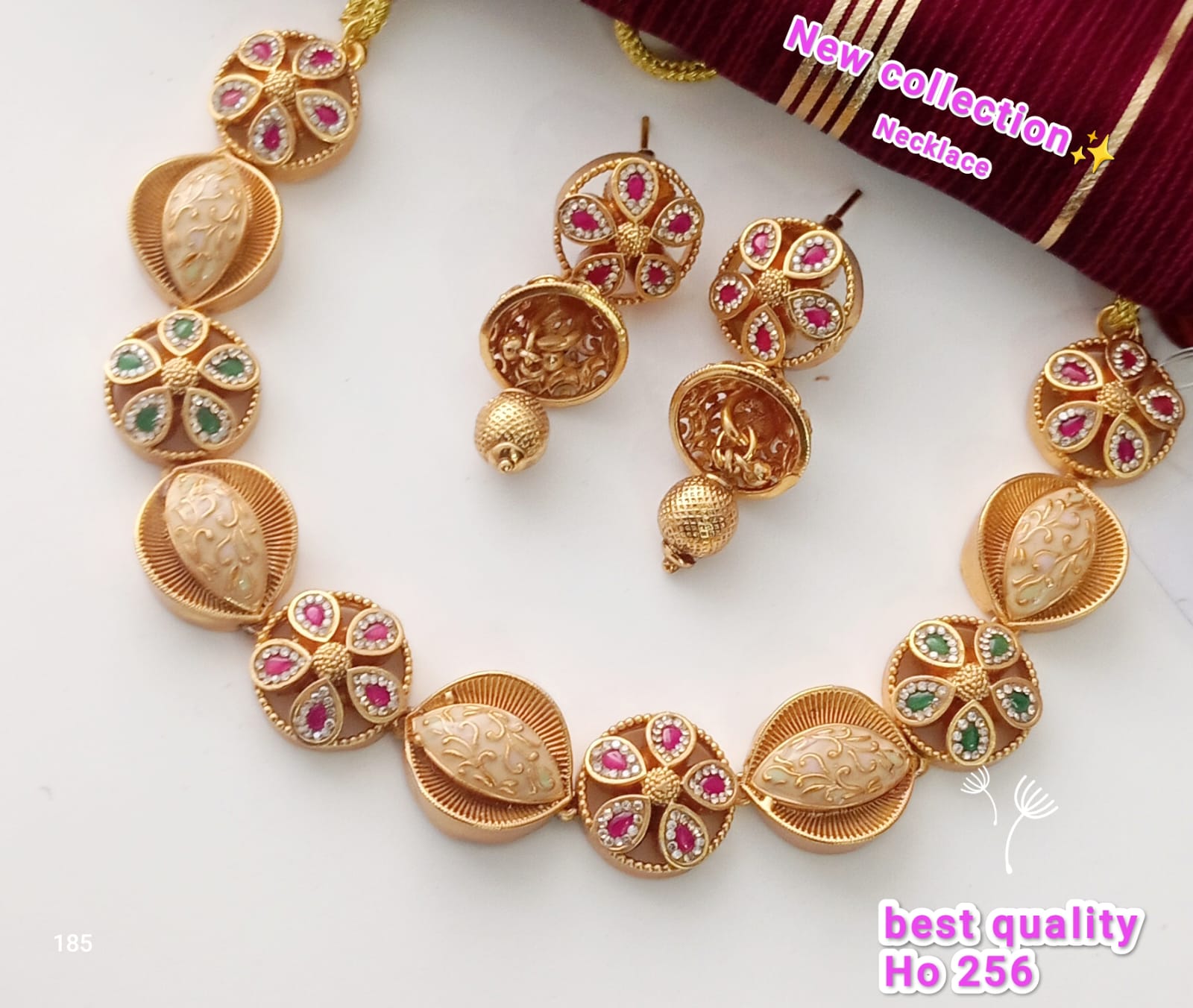 Jewelry Set Earrings With Gold And Gems